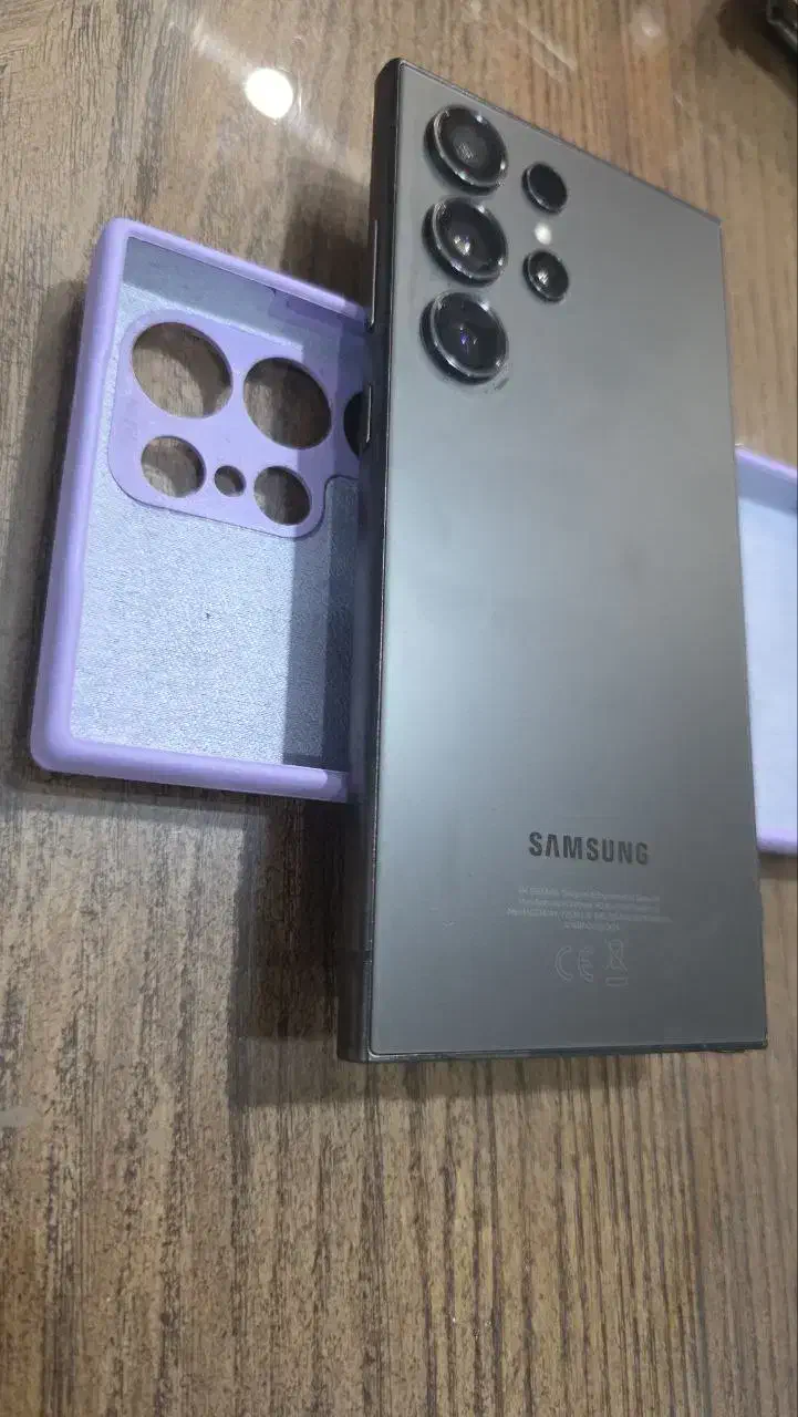 اس ۲۴ الترا|موبایل|رشت, گلباغ نماز|دیوار