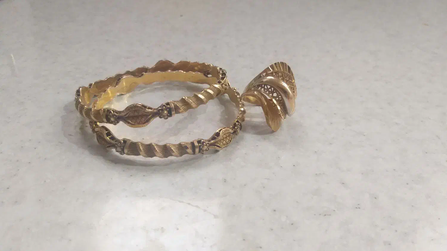 النگو طلا بحرینی|جواهرات|شیراز, فرگاز|دیوار