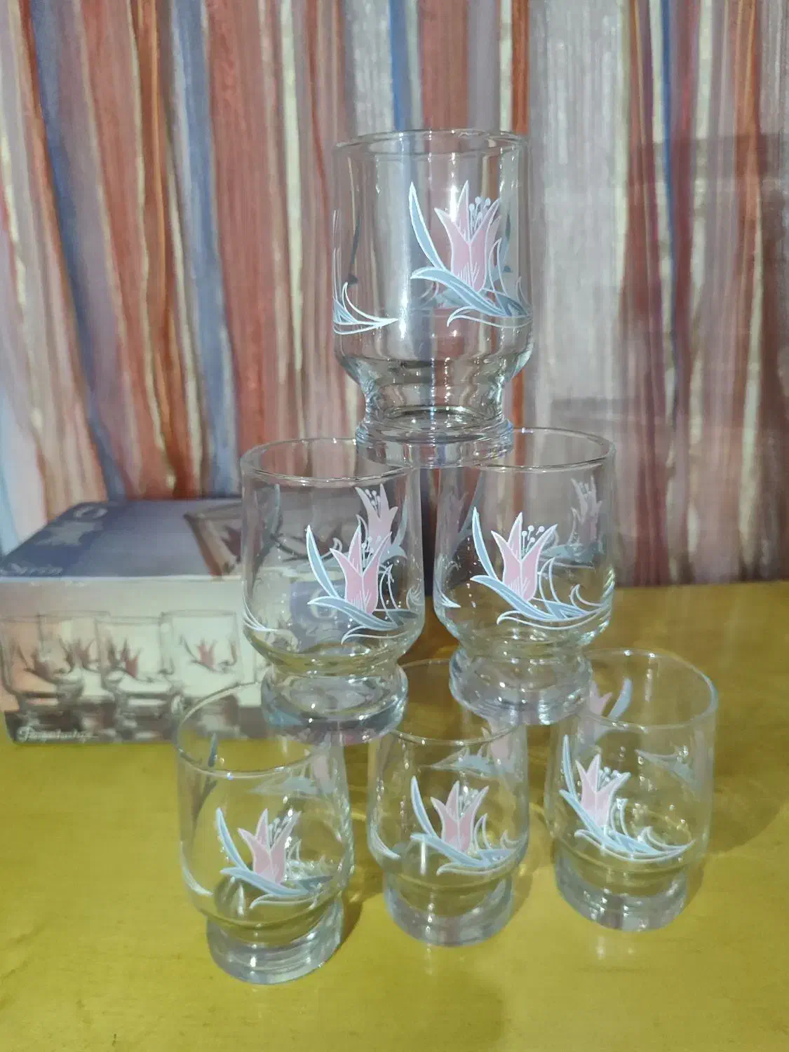 ظروف قدیمی نو و در حد نو|ظروف سرو و پذیرایی|محمدشهر, محمدشهر|دیوار