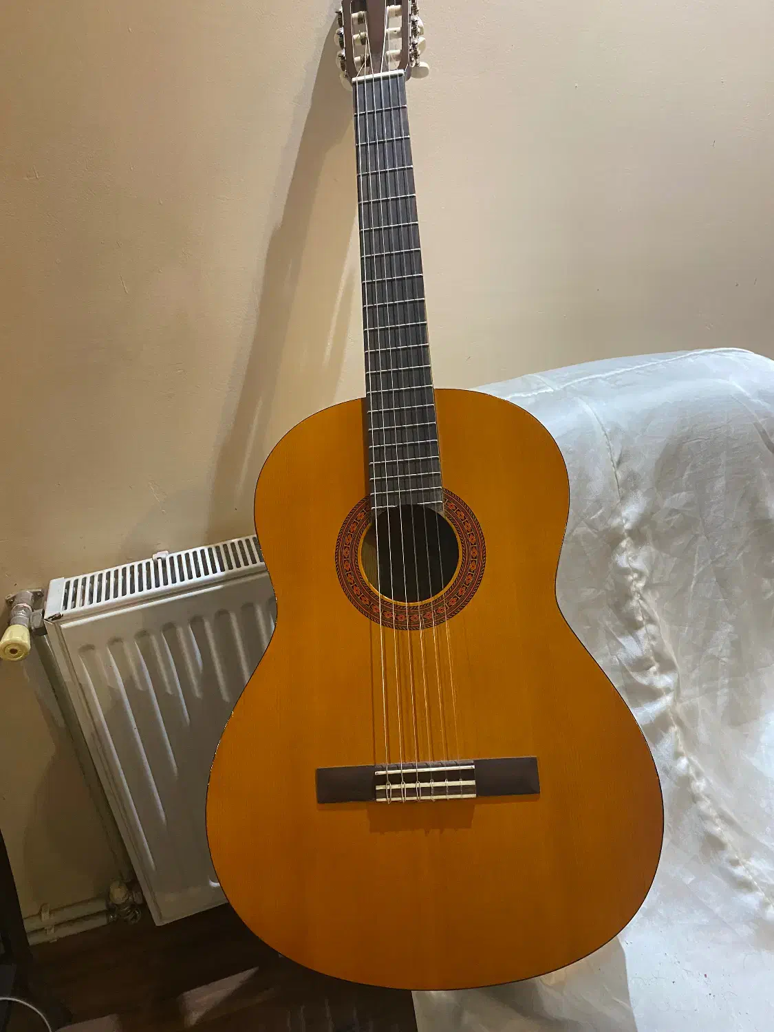 گیتار یاماها C40 اندونزی|گیتار، بیس، امپلیفایر|تبریز, |دیوار