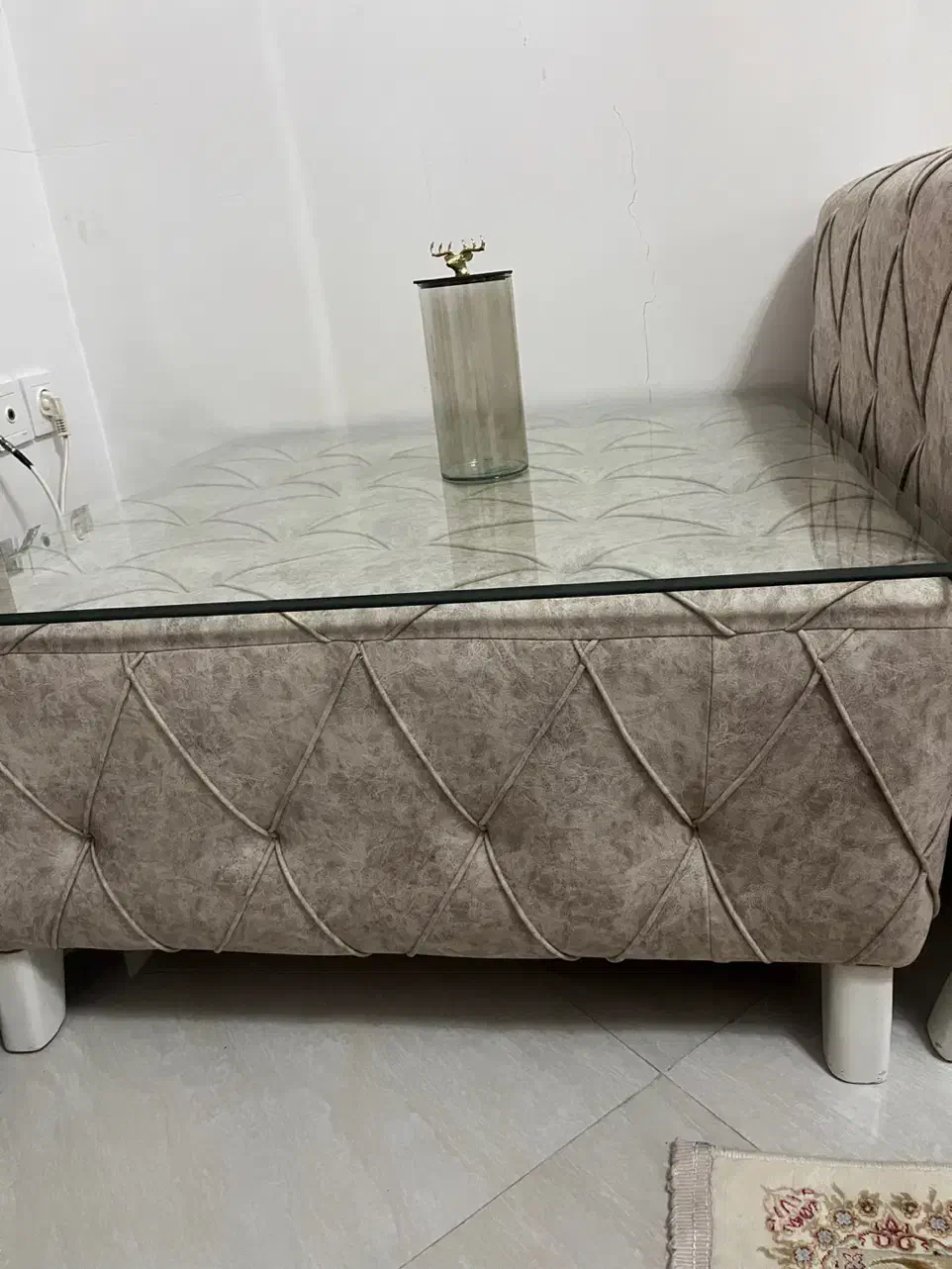 میزجلو مبلی به همراه ۲عدد میزعسلی|مبلمان خانگی و میز عسلی|رشت, آزادگان|دیوار