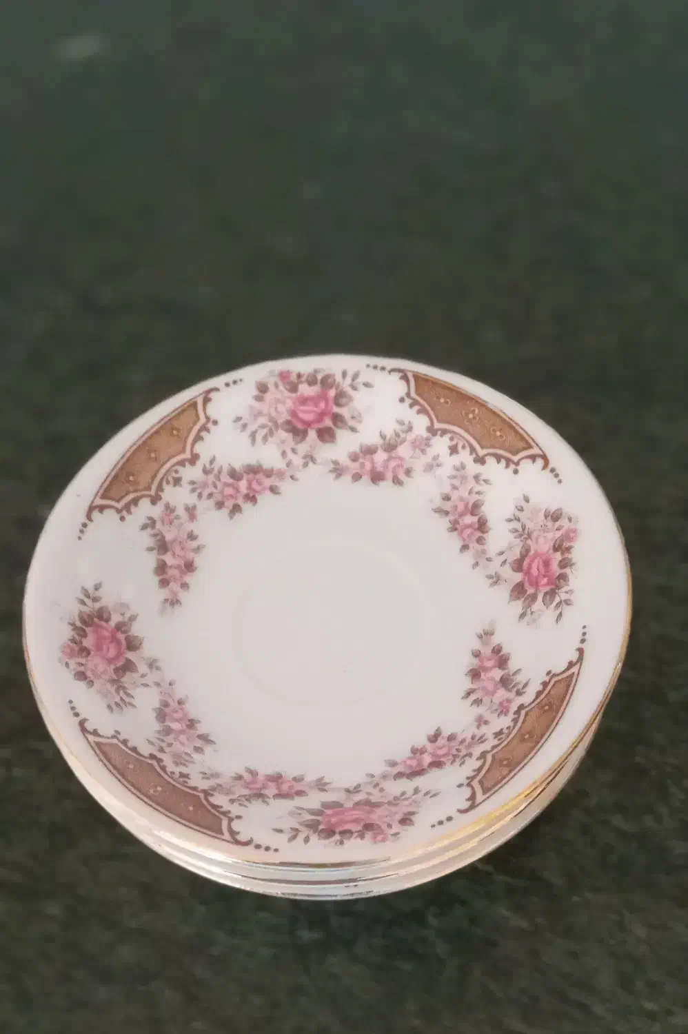 تعدادی ظروف چینی قدیمی ژاپنی به فروش میرسد|ظروف سرو و پذیرایی|اصفهان, سرشبادران|دیوار