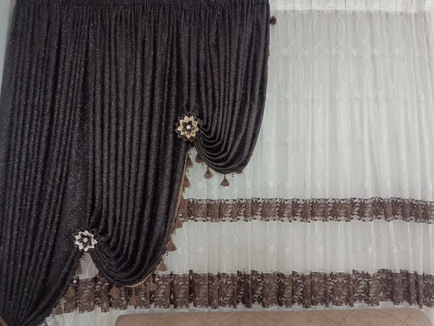 دو عدد پرده به همراه والان،در حد نو|پرده، رانر، رومیزی|لاهیجان, لاشیدان|دیوار