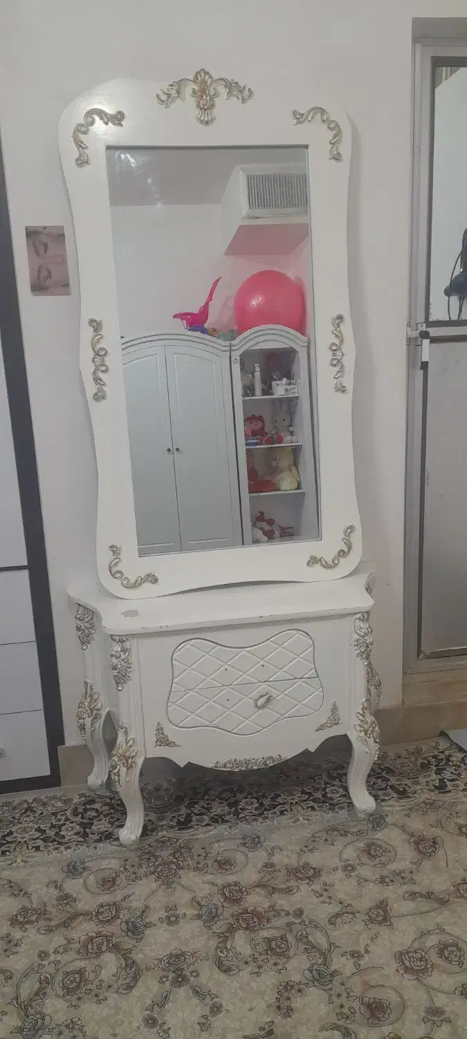 آینه دراور|جاکفشی، کمد، دراور|تربت‌حیدریه, بالا ولایت|دیوار