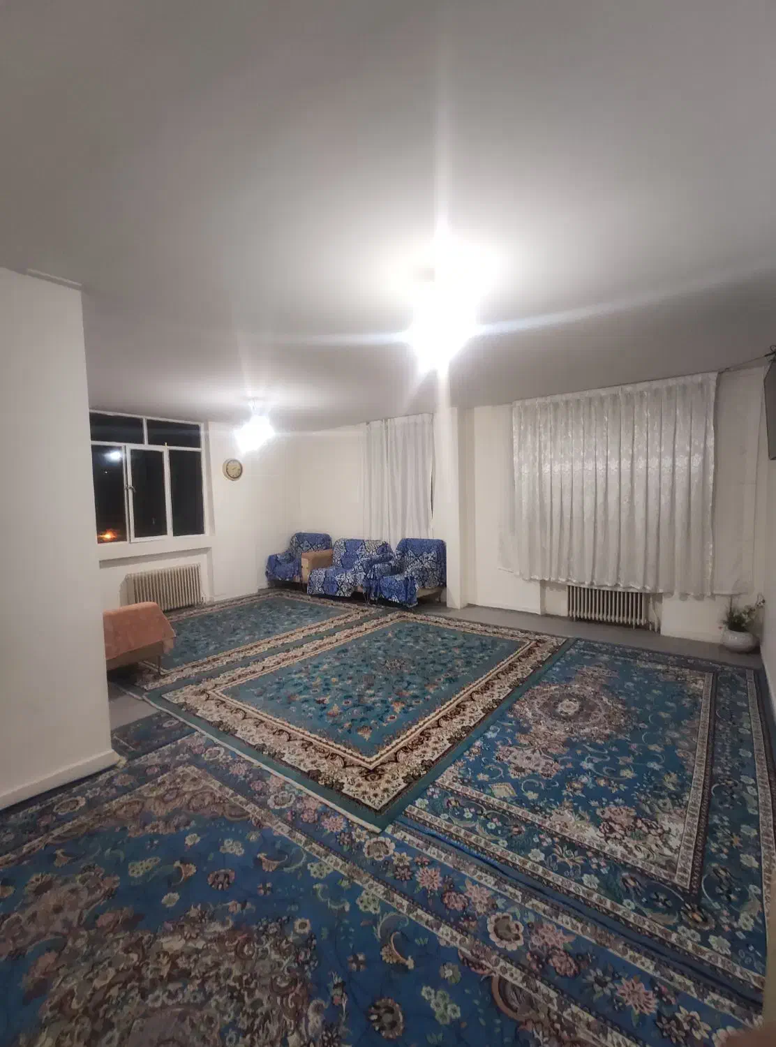 ۹۸ متری دو خوابه، نبش، بر حیدری