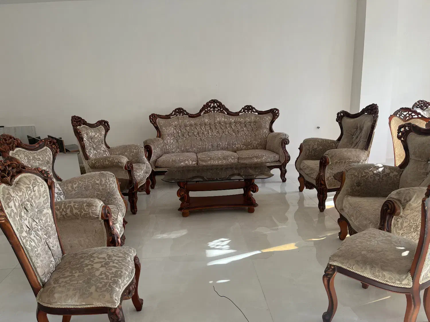 مبلمان سلطنتی|مبلمان خانگی و میز عسلی|گرگان, |دیوار