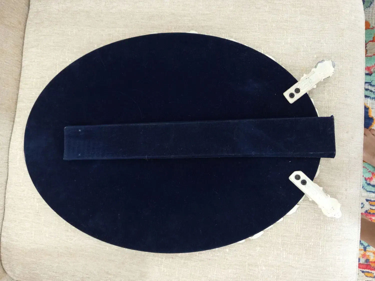 آینه بیضی|آینه|آمل, |دیوار