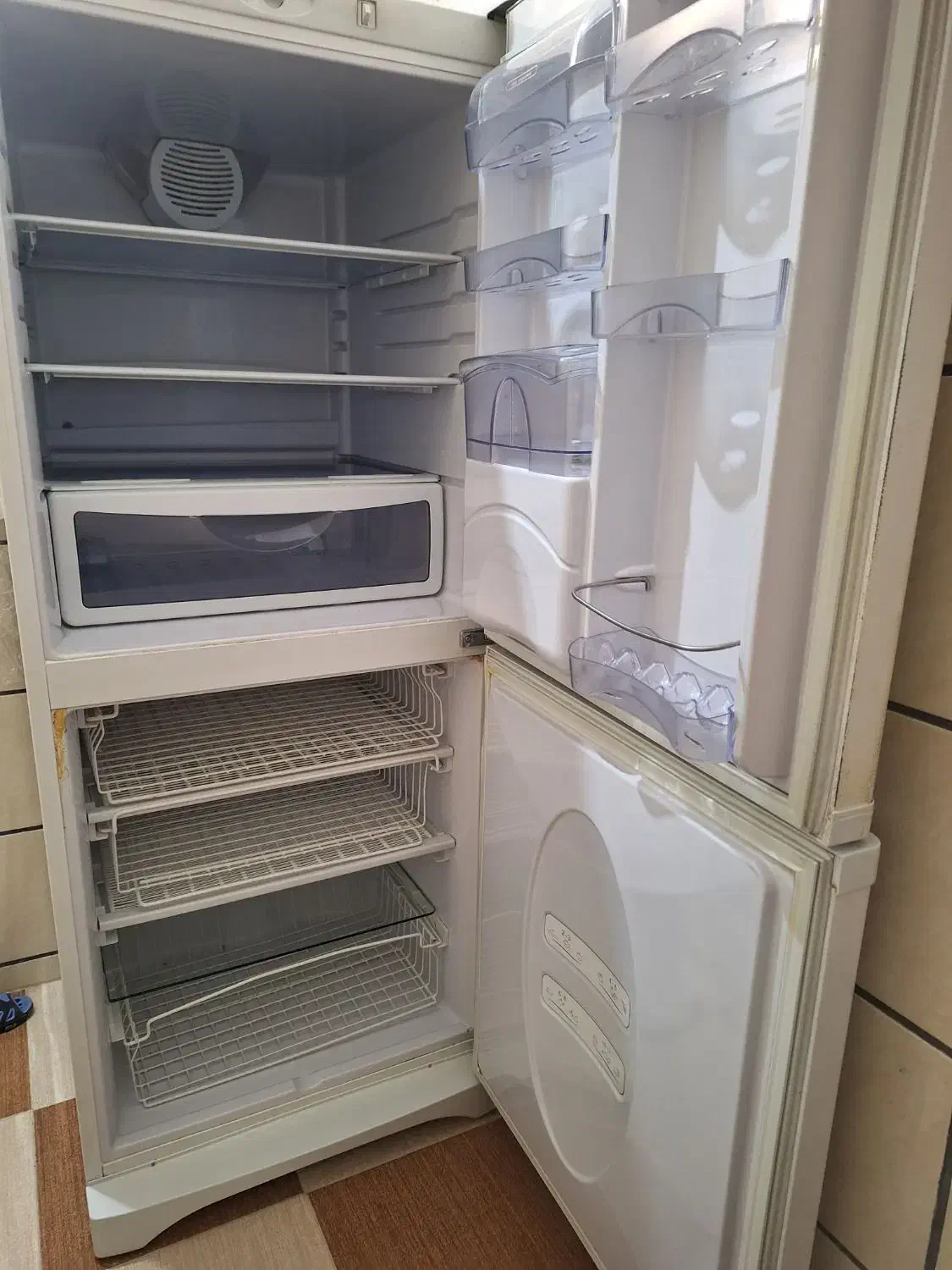 یخچال  فریزر اسنوا|یخچال و فریزر|زرقان, |دیوار