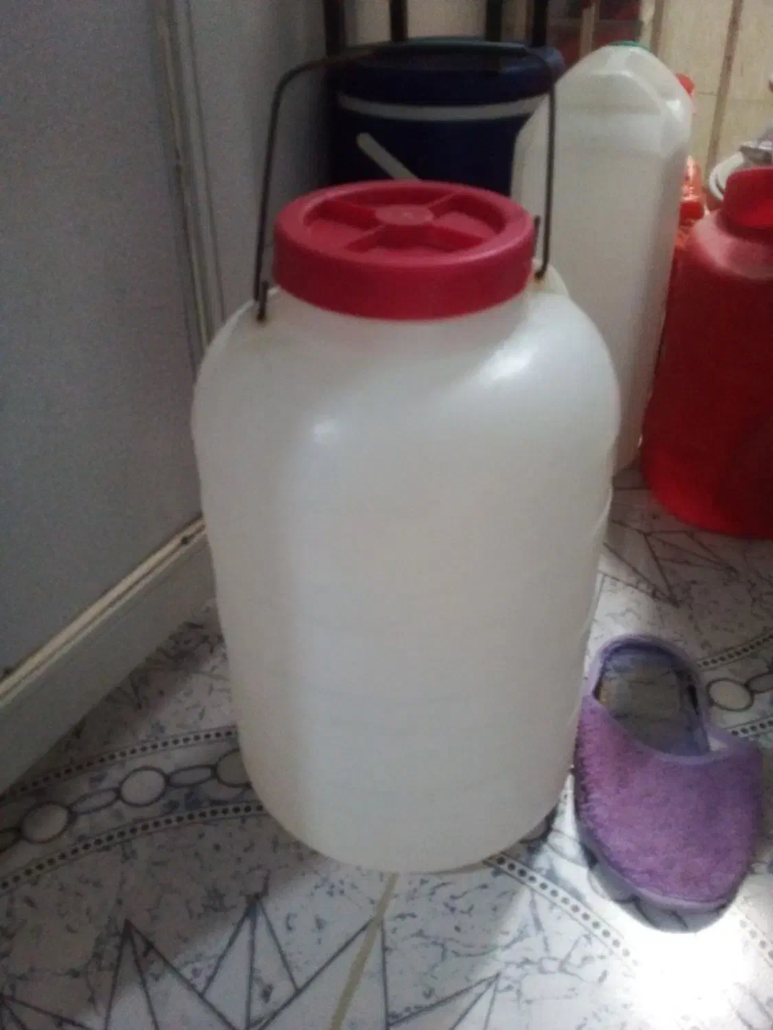 سالم|ظروف نگهدارنده، پلاستیکی، یک‌بارمصرف|باقرشهر, |دیوار