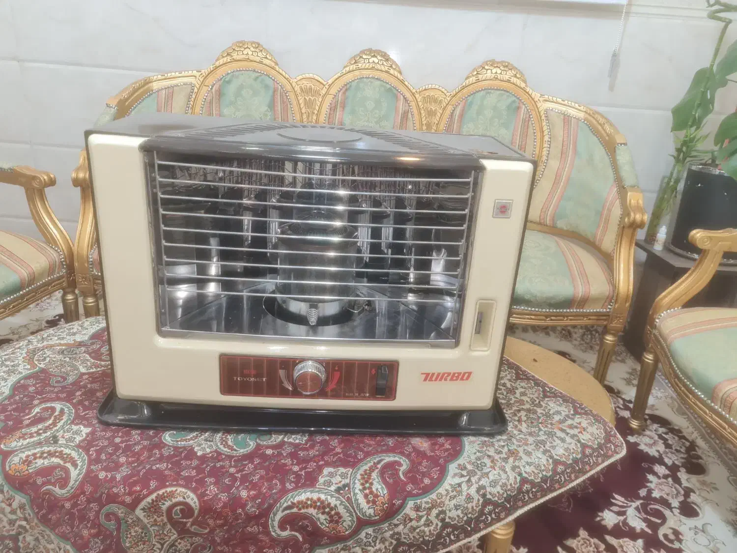 چراغ تویوست نفتی|بخاری، هیتر، شومینه|سمنان, |دیوار