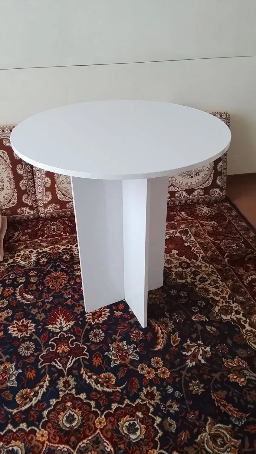 میزگرد|میز و صندلی غذاخوری|سلماس, |دیوار