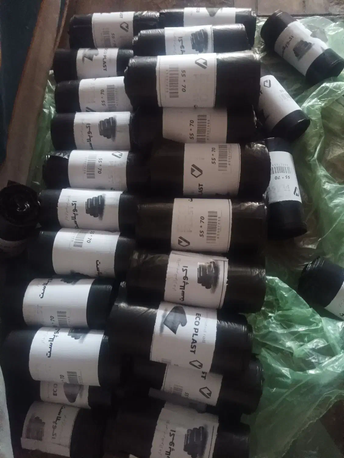 سفره یکبار مصرف و کیسه زباله رولی|ظروف نگهدارنده، پلاستیکی، یک‌بارمصرف|ساوه, |دیوار