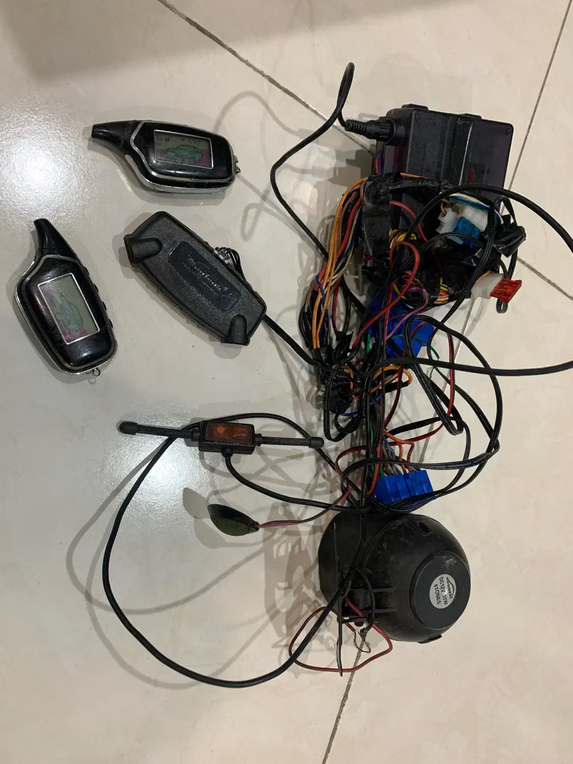 دزدگیر تصویری زنوتک مدل V8|قطعات یدکی و لوازم جانبی|تهران, مجیدآباد|دیوار