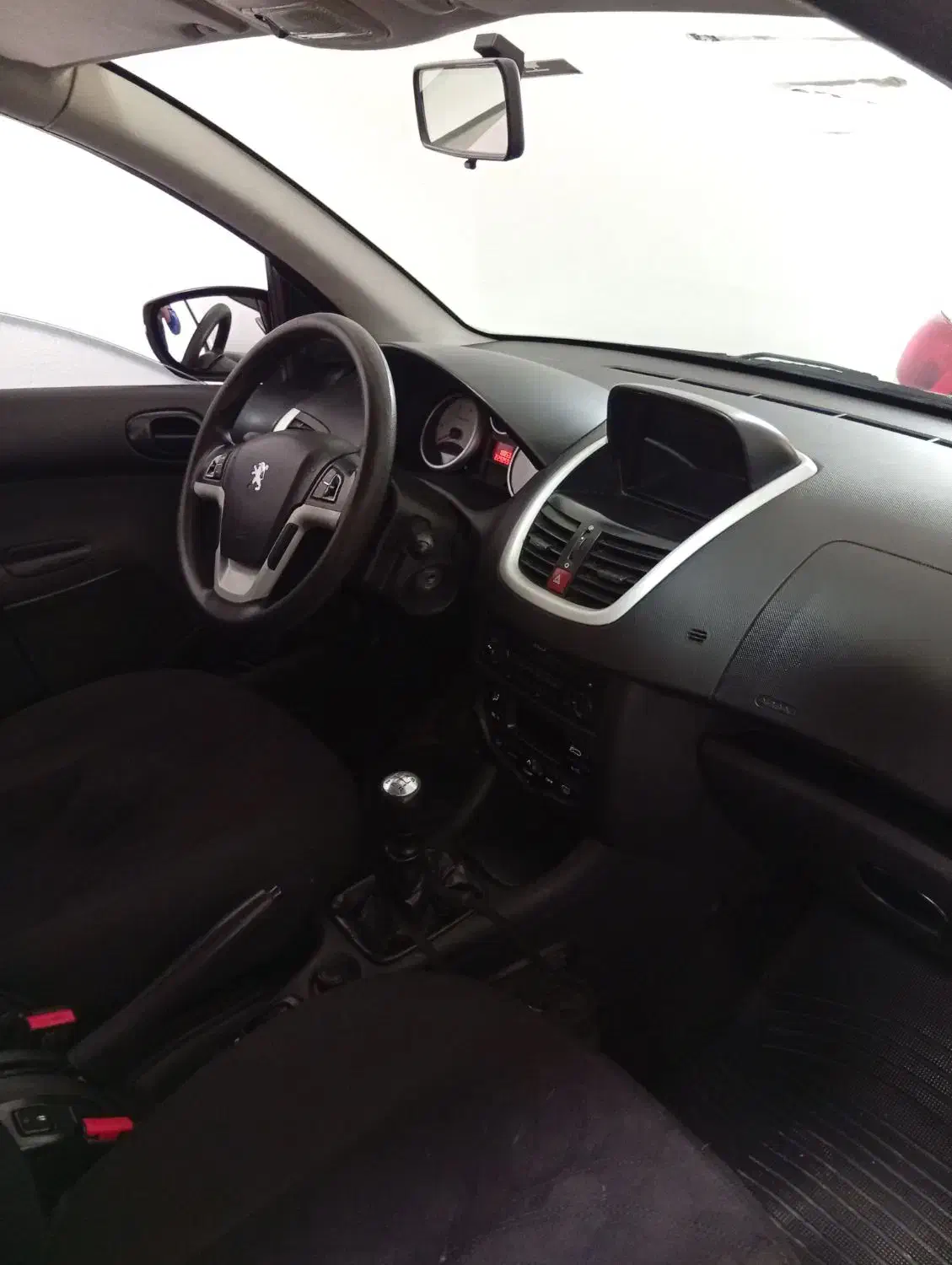 207tu5 مدل ۹۸ بی رنگ|خودرو سواری و وانت|کرج, مهرویلا شمالی|دیوار