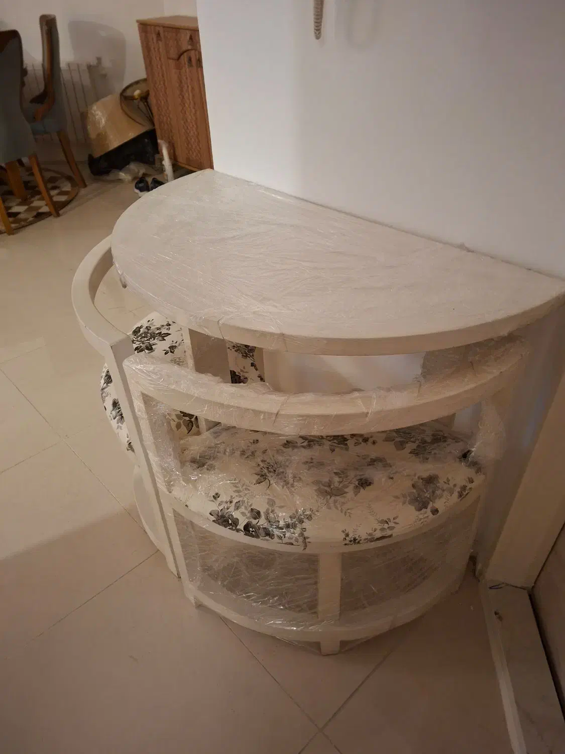 میز نیم گرد ۲ نفره|میز و صندلی غذاخوری|تهران, شهرک شهید باقری|دیوار