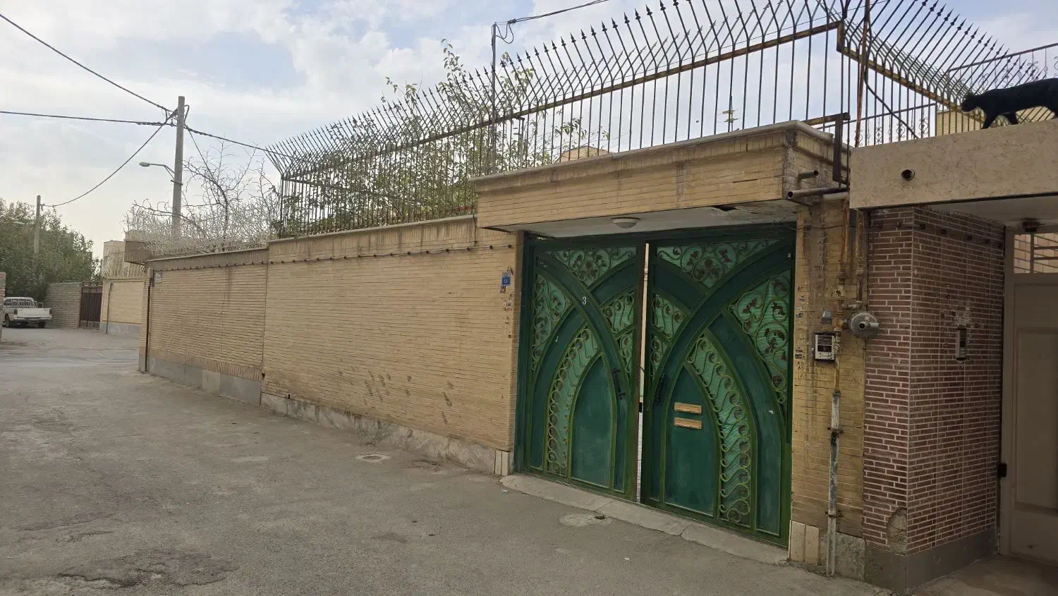 فروش منزل مسکونی دو طبقه در شهرک مهدیه|فروش زمین و ملک کلنگی|اصفهان, شهرک مهدیه|دیوار