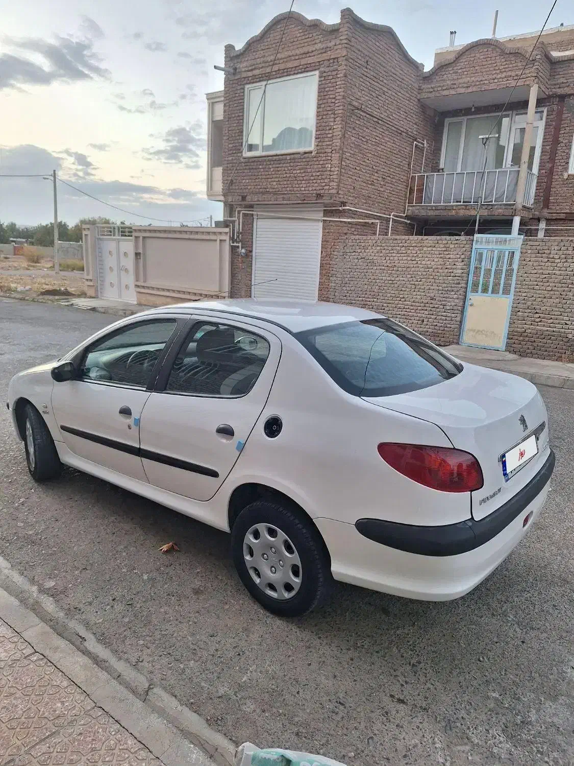 206 دوگانه تیوفایو|خودرو سواری و وانت|شاهین دژ, |دیوار