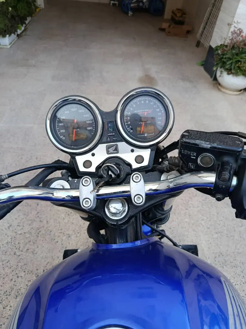 cb 400|موتورسیکلت|شیراز, گلشن|دیوار