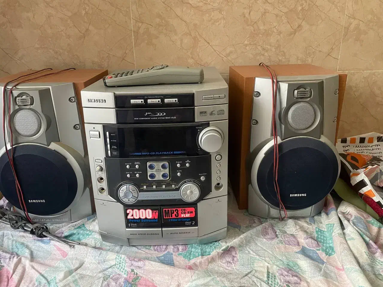 ضبطوباند ۳ دیسک فابریگ|سیستم صوتی خانگی|همدان, |دیوار