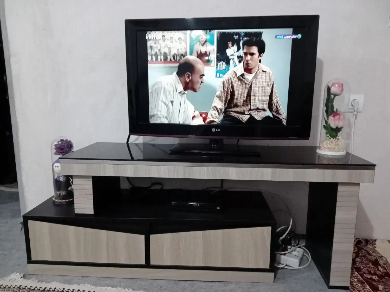 تلویزیون ال جی ۳۲اینج|تلویزیون و پروژکتور|سنندج, |دیوار