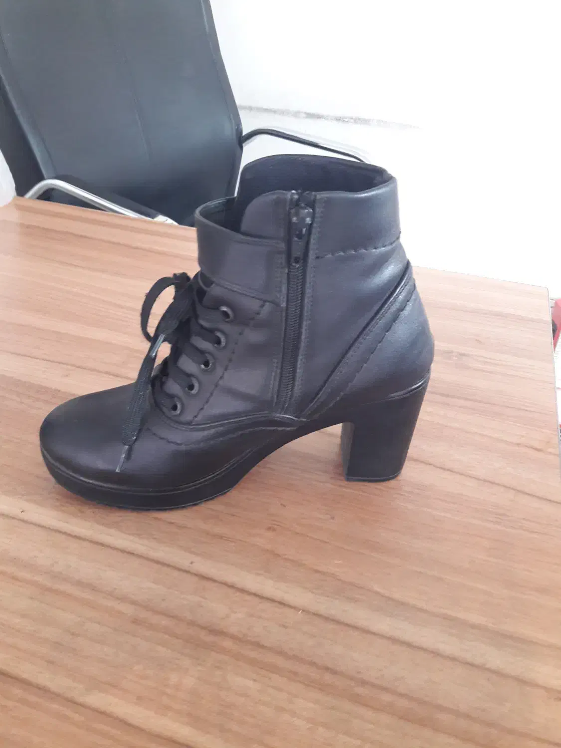 نیم بوت زنانه|کیف، کفش، کمربند|تهران, امام زاده عبدالله|دیوار