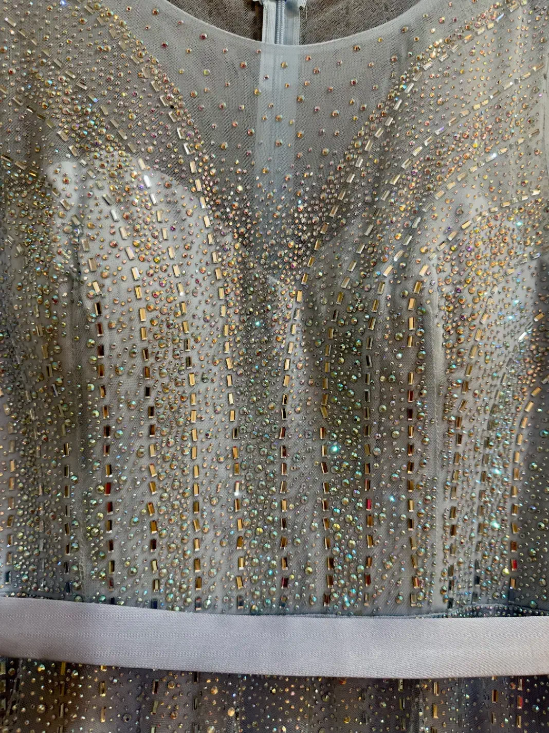 لباس مجلسی|لباس|یزد, |دیوار