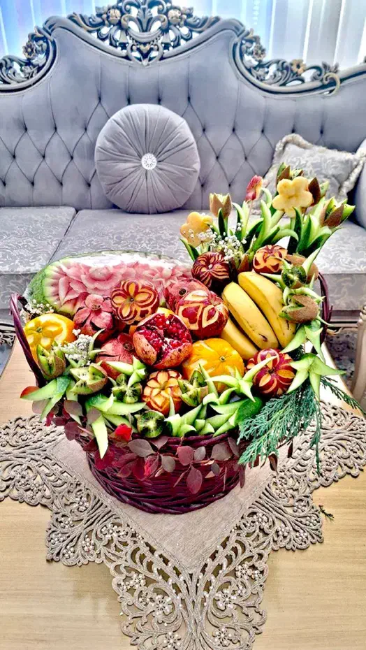 یلدایی عروس حکاکی هندوانه و میوه ارایی|خدمات پذیرایی، مراسم|کاشان, دشت چال|دیوار