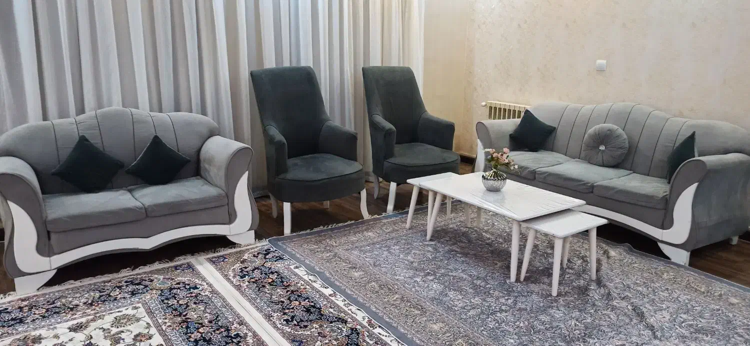 مبل ۷نفره|مبلمان خانگی و میز عسلی|هشتگرد, فاز ۲ مهستان|دیوار