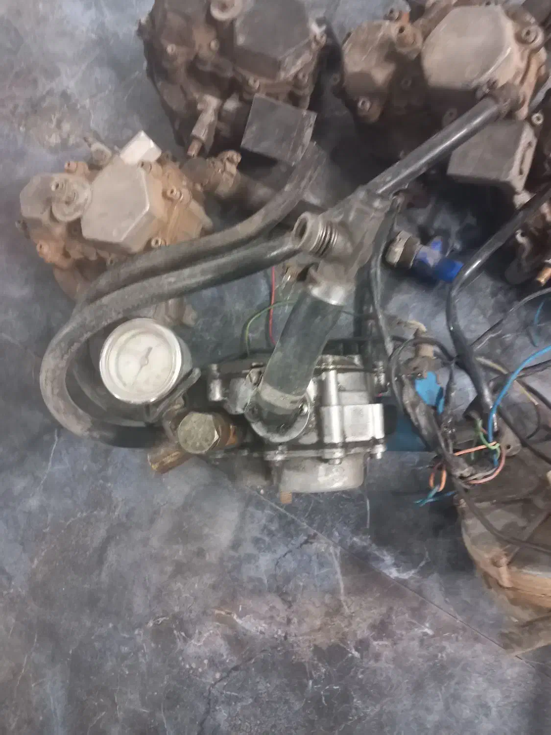 رگلاتور سی ان جی و کمپرسور کولرپراید|قطعات یدکی و لوازم جانبی|تاکستان, |دیوار