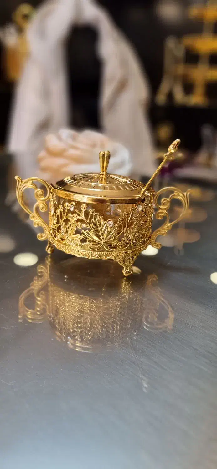 قندان قاشق دار اماراتی وارداتی گُلد دسته دار دُبی|ظروف سرو و پذیرایی|مشهد, امام رضا (ع)|دیوار