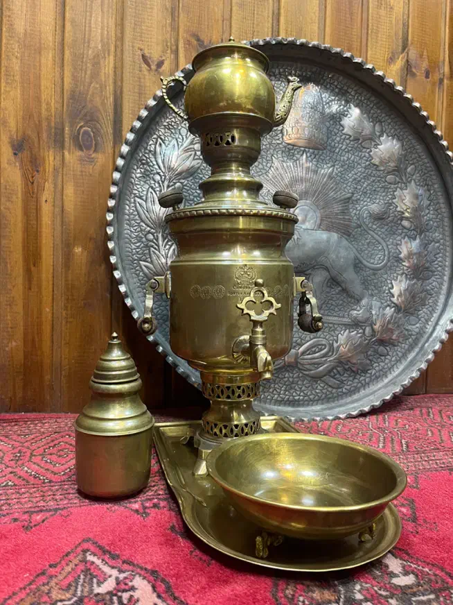 سماور ذغالی اصلی مهردار سنگین (زیر قیمت)|کلکسیون اشیاء عتیقه|ساری, |دیوار