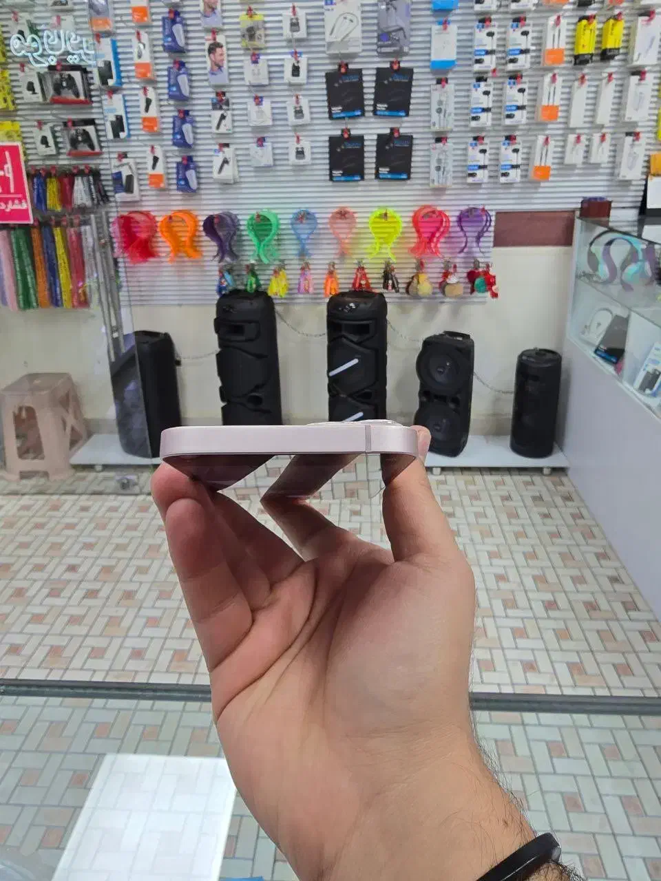 آیفون ۱۳ نرمال|موبایل|اندیشه, اندیشه فاز ۴|دیوار