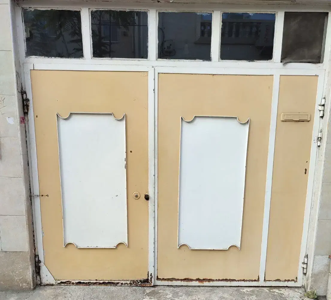 درب ، دروازه پارکینگ حیاط|مصالح و تجهیزات ساختمان|رشت, شهرک صبا|دیوار