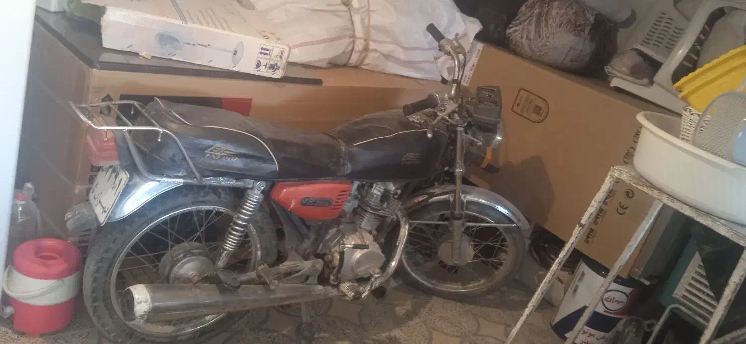 موتور 125|موتورسیکلت|خزل, |دیوار