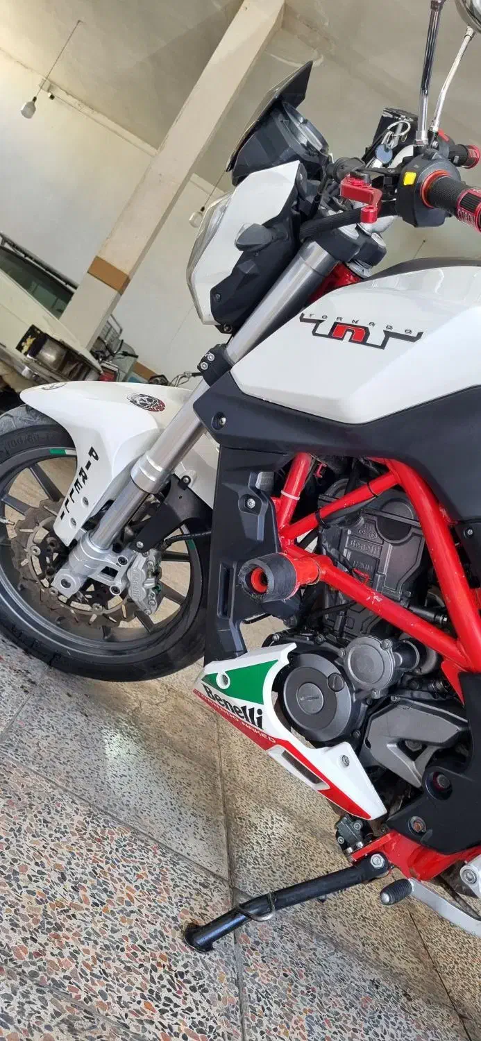 بنلی ۲۵۰ تک سیلندر|موتورسیکلت|اسدآباد, |دیوار