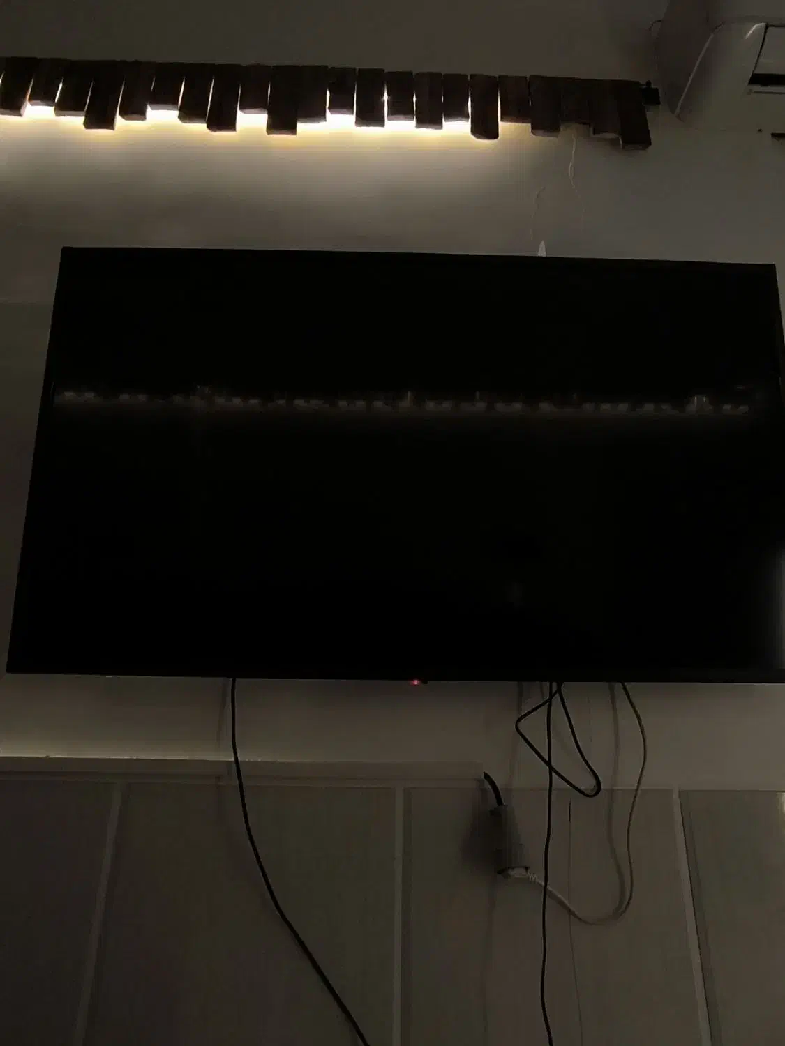 تلویزیون 50 اینج الیو|تلویزیون و پروژکتور|بافق, |دیوار