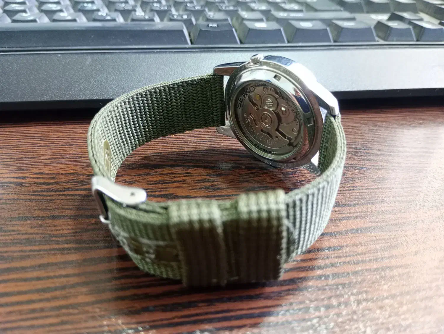 ساعت سیکو ۵ صفحه شب نما|ساعت|گنبد کاووس, |دیوار