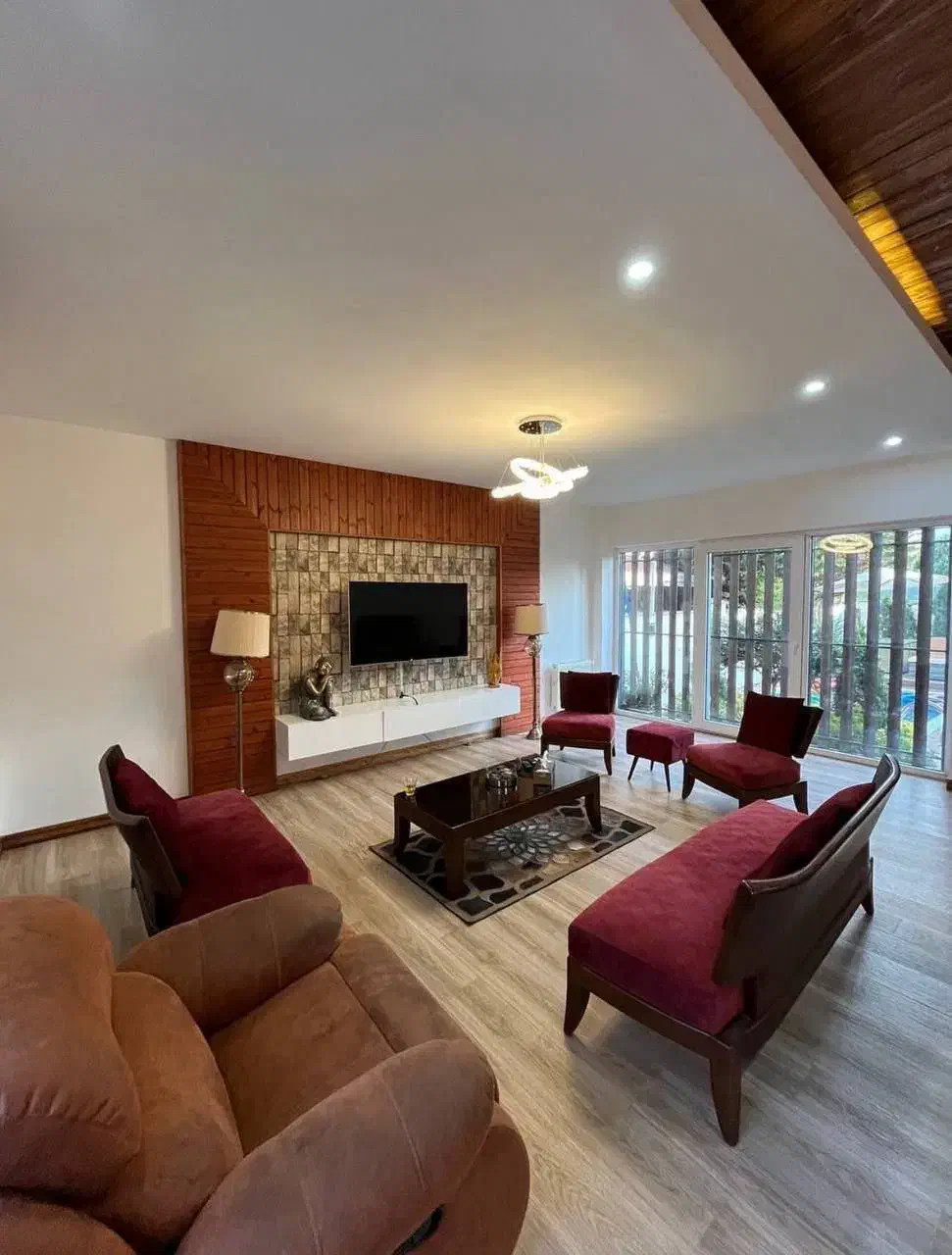 ویلا استخردار در شمال/مبله/زیر قیمت|فروش خانه و ویلا|تهران, اکباتان|دیوار