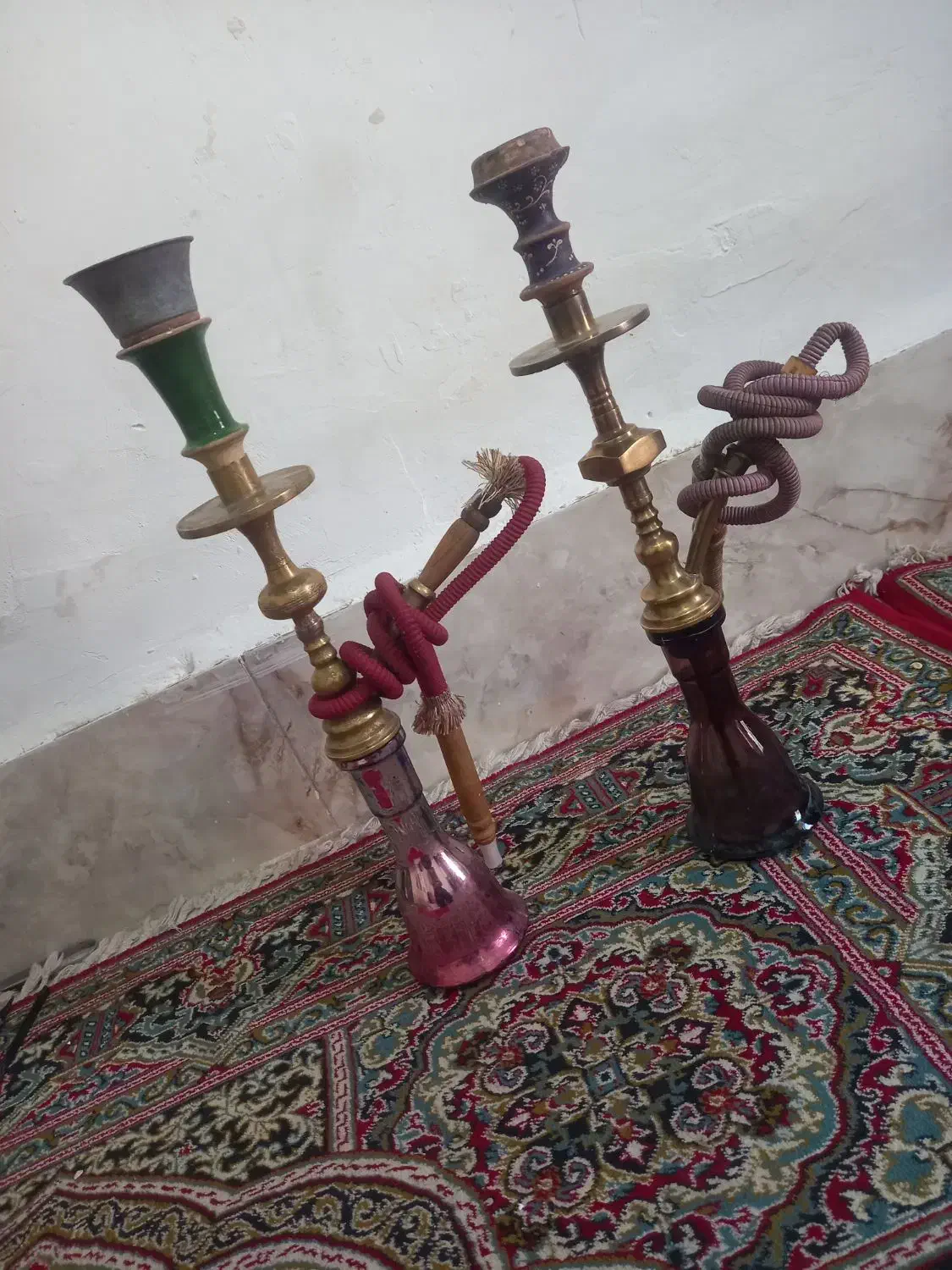 قلیون برنجی اصل|کلکسیون اشیاء عتیقه|قرچک, قشلاق جیتو|دیوار