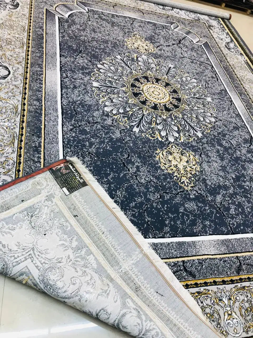 ۲تافرش۱۲متری۷۰۰شانه تراکم۲۱۰۰نونو اکبند استفادنشد|فرش|تربت‌حیدریه, باغ ملی|دیوار