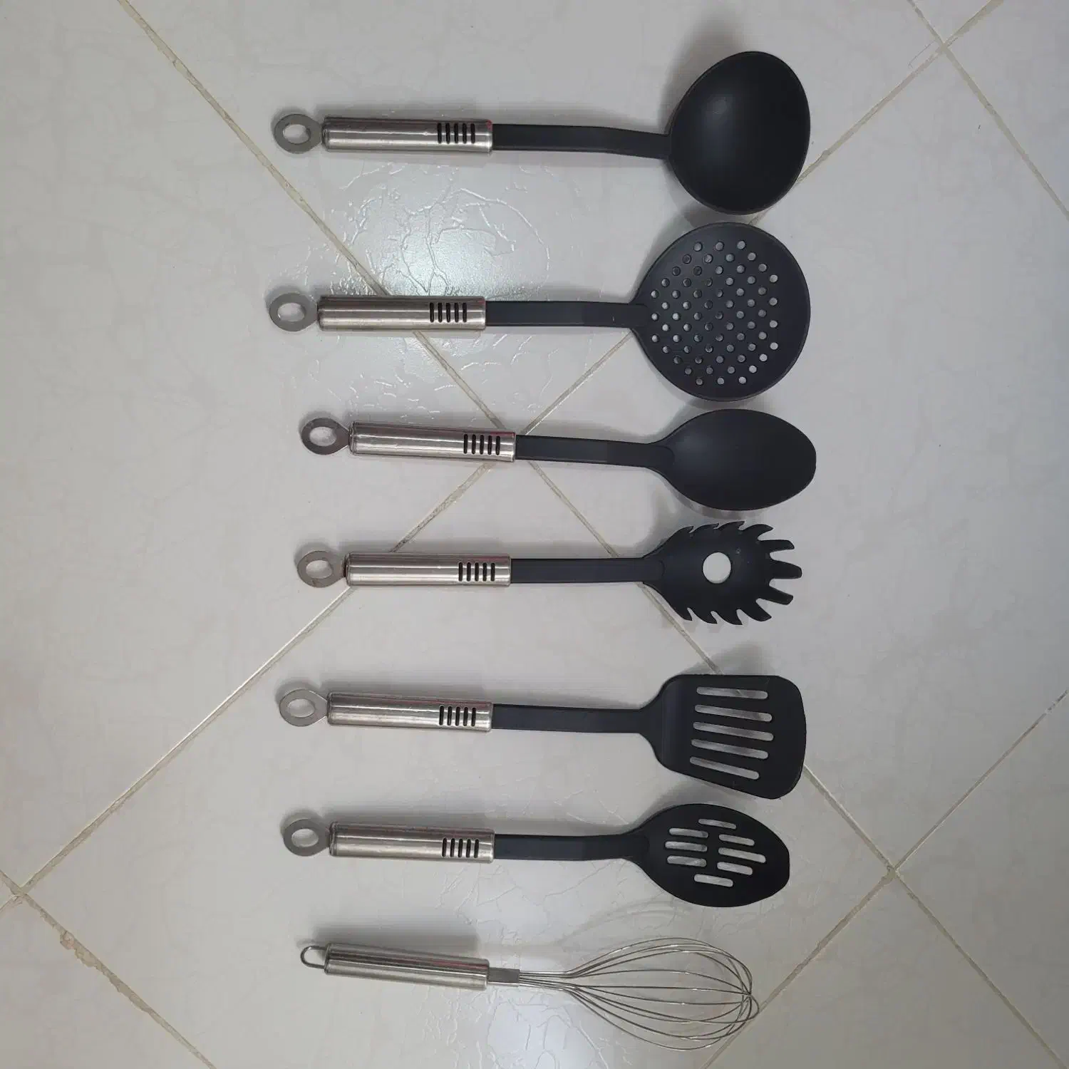 ابزار آشپزی|ظروف پخت‌وپز|کرمان, |دیوار