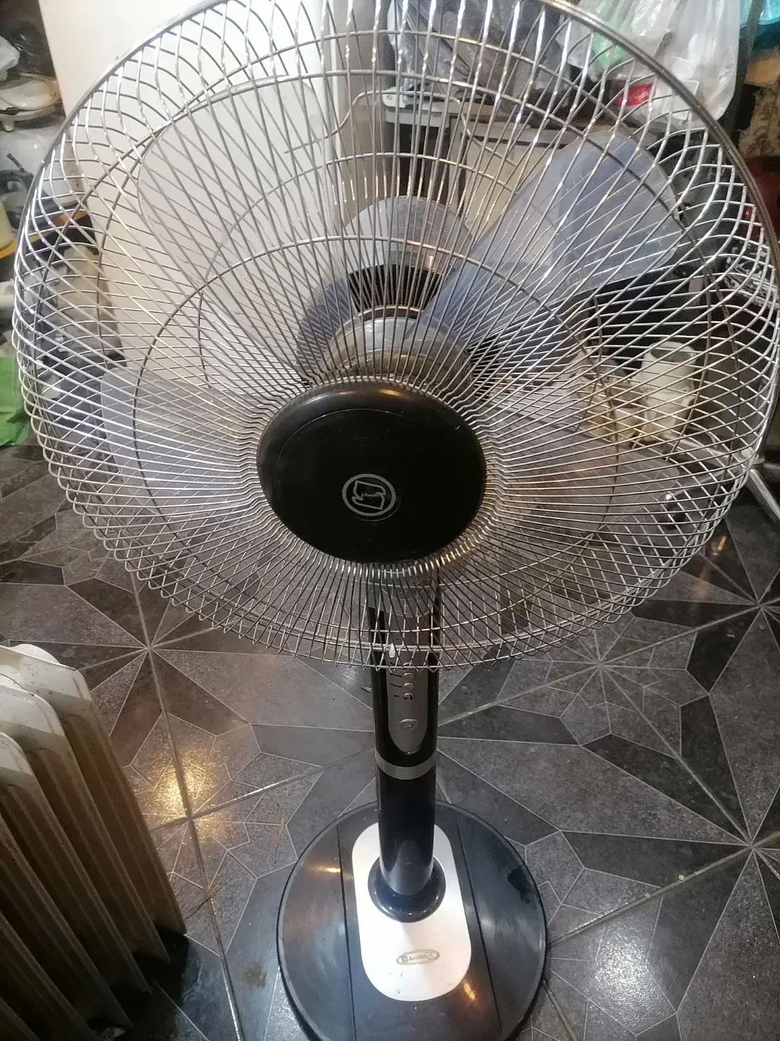 پنکه پایه بلند مارک ارشیا کنترلی سالم با ضمانت|پنکه و تصفیه‌کنندهٔ هوا|تهران, بریانک|دیوار