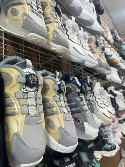 کفش فروشی|استخدام بازاریابی و فروش|شیراز, بازار|دیوار