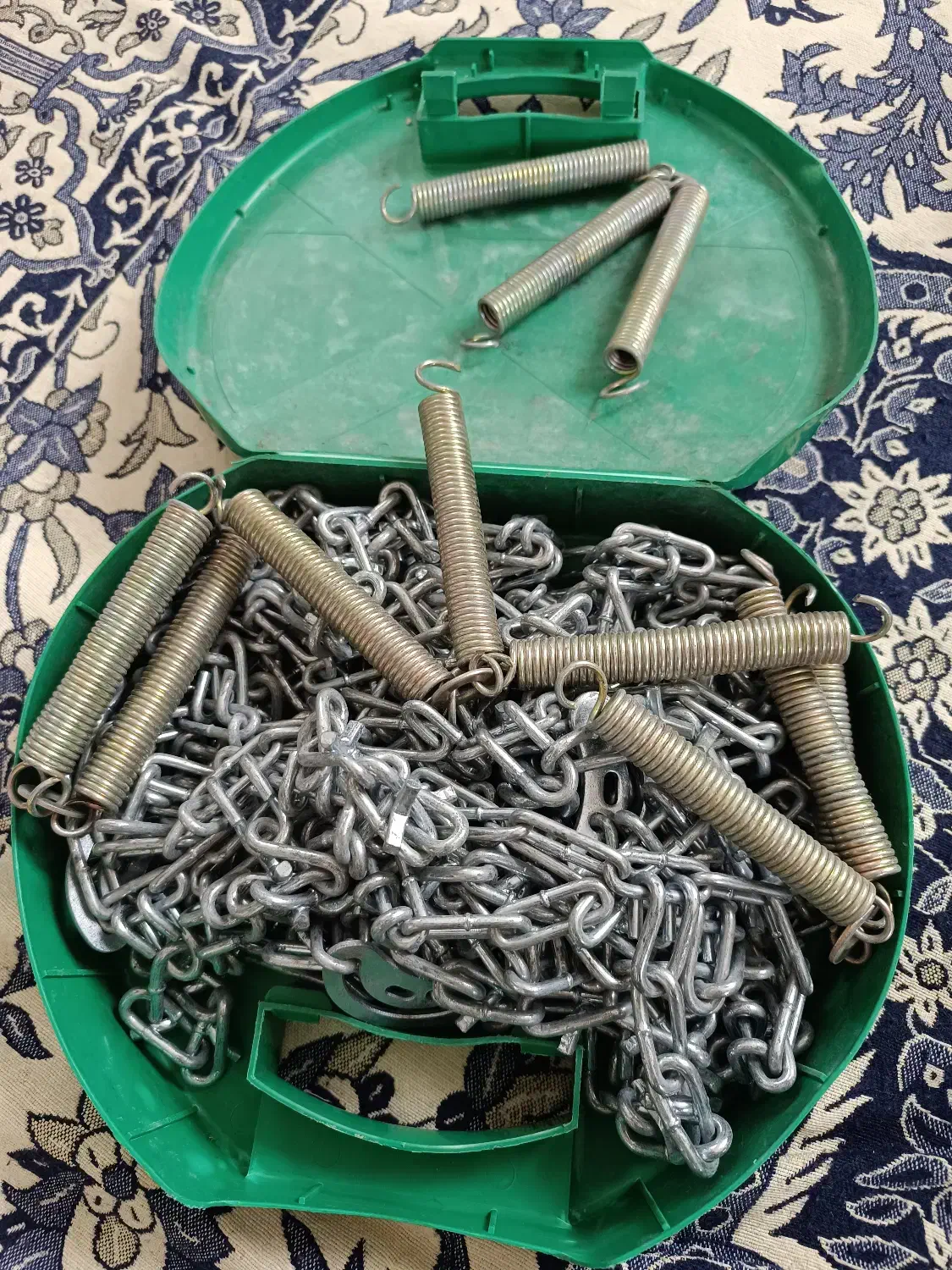 زنجیر چرخ پژویی|قطعات یدکی و لوازم جانبی|رشت, حومه رشت|دیوار