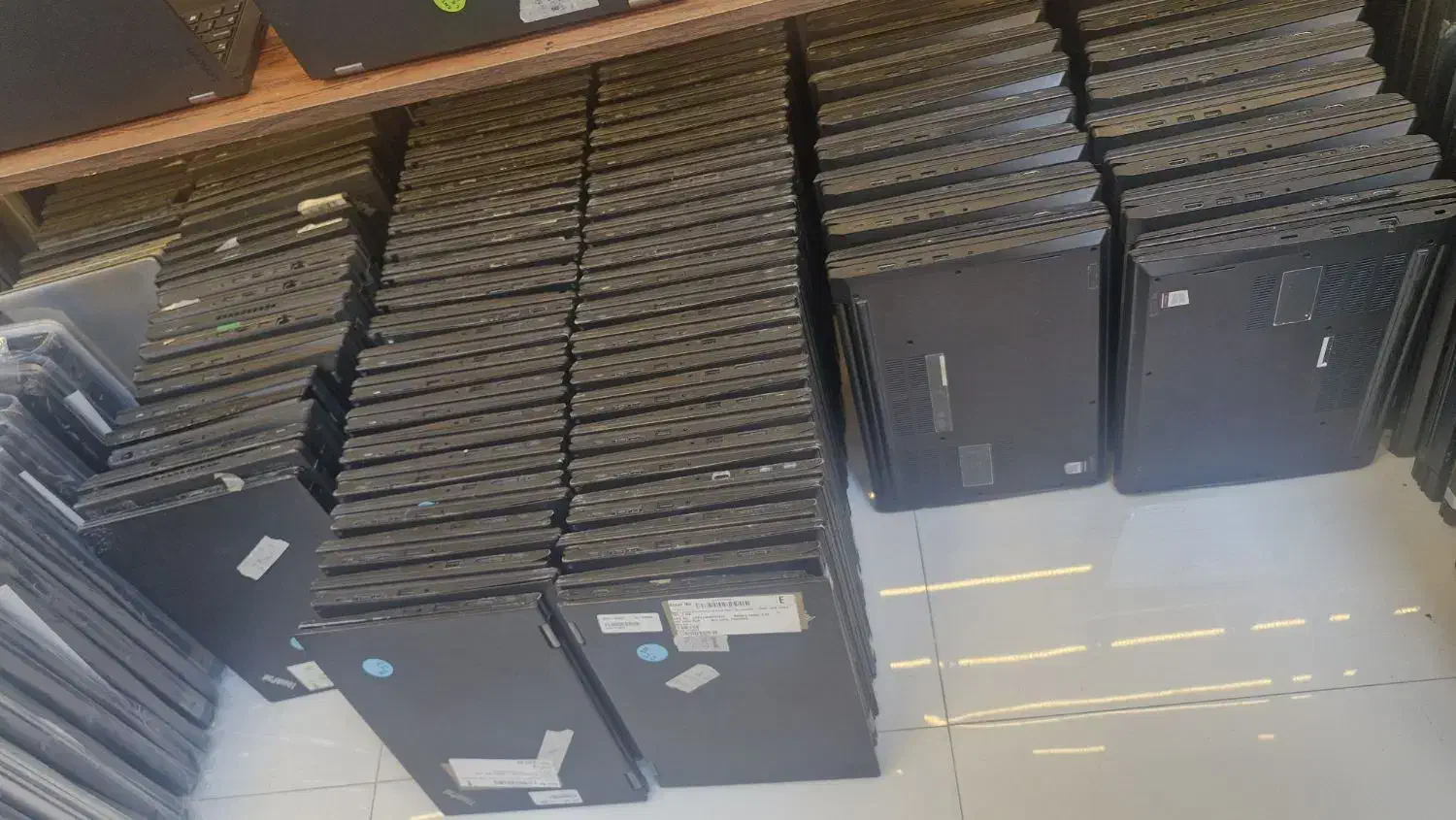 لپتاپ نسل پایین سرعت بالا|رایانه همراه|تهران, نیروی هوایی (پیروزی)|دیوار