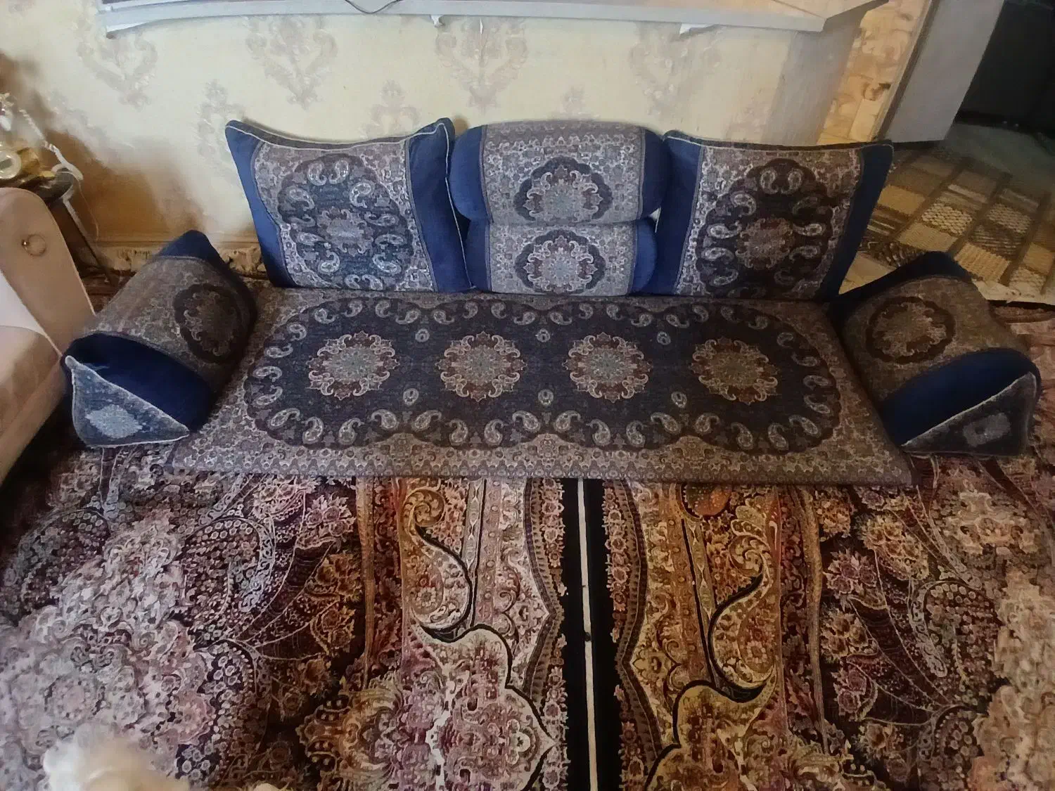 پشتی سنتی|پشتی|ارومیه, |دیوار