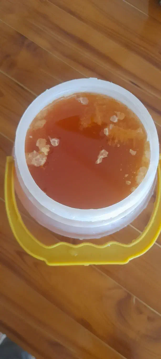 عسل موم دار|خوردنی و آشامیدنی|سبزوار, شهرک صنعتی خاوران|دیوار