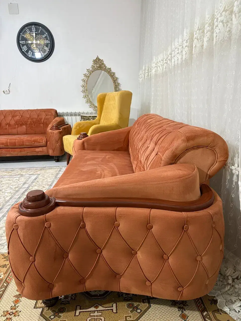 دو سرویس مبل در حد اک اک مناسب جهیزیه|مبلمان خانگی و میز عسلی|کرمانشاه, |دیوار