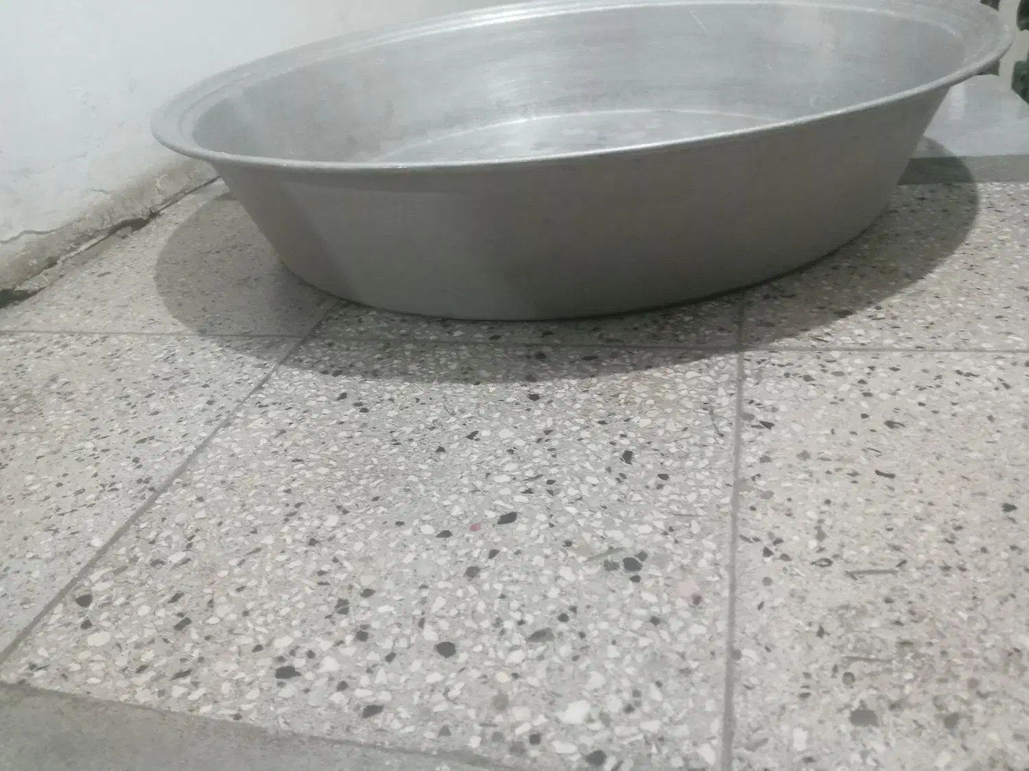 روحی تشت|ظروف پختوپز|پاکدشت, خاتون آباد|دیوار