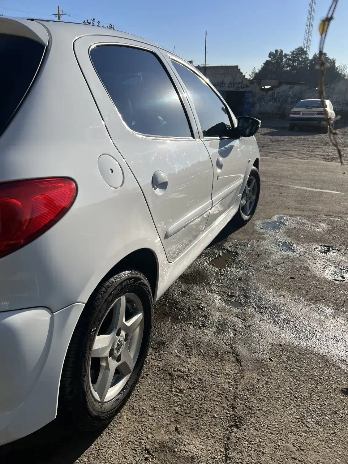 207|خودرو سواری و وانت|باقرشهر, |دیوار